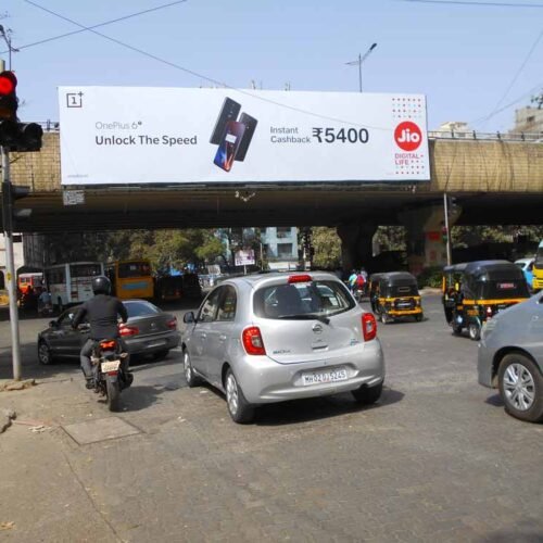 gantry advertiser