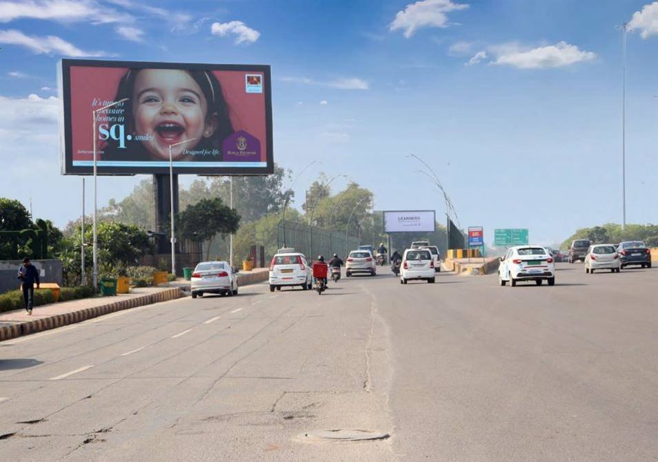 Digitalbillboard advertising in GIP Sector 18 Noida - Noida