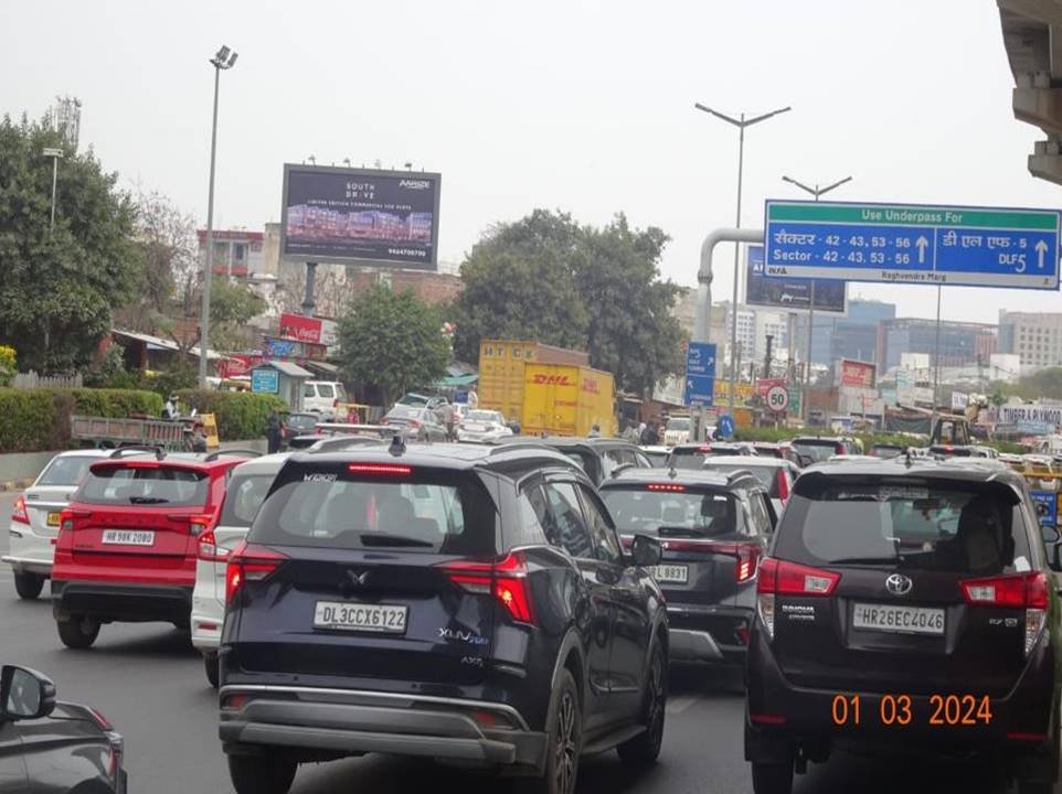 Gantry hoardings at Cyber City gurugram - Gurugram