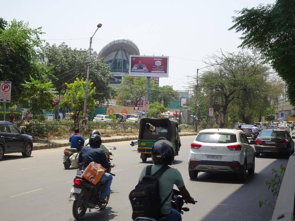 Billboard Advertising in Mahatma Gandhi Road - Gurugram