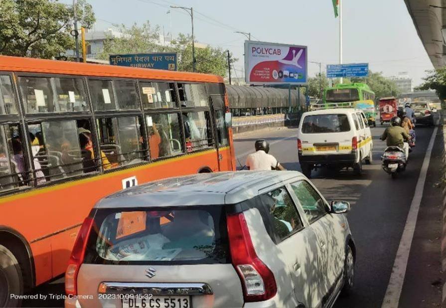 AZADPUR TOWARDS G.T. KARNAL ROAD - Delhi