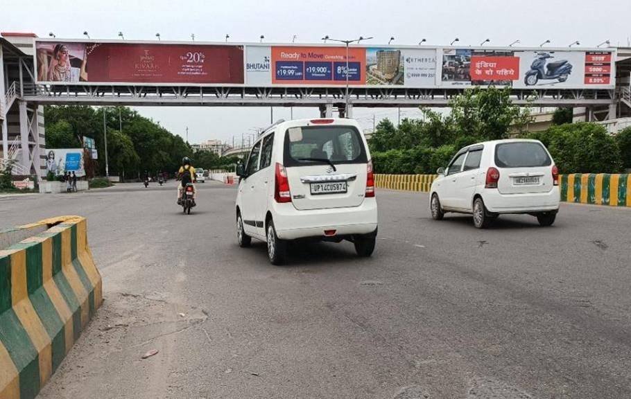 Foot over bridges Advertising near MMR Project - Noida