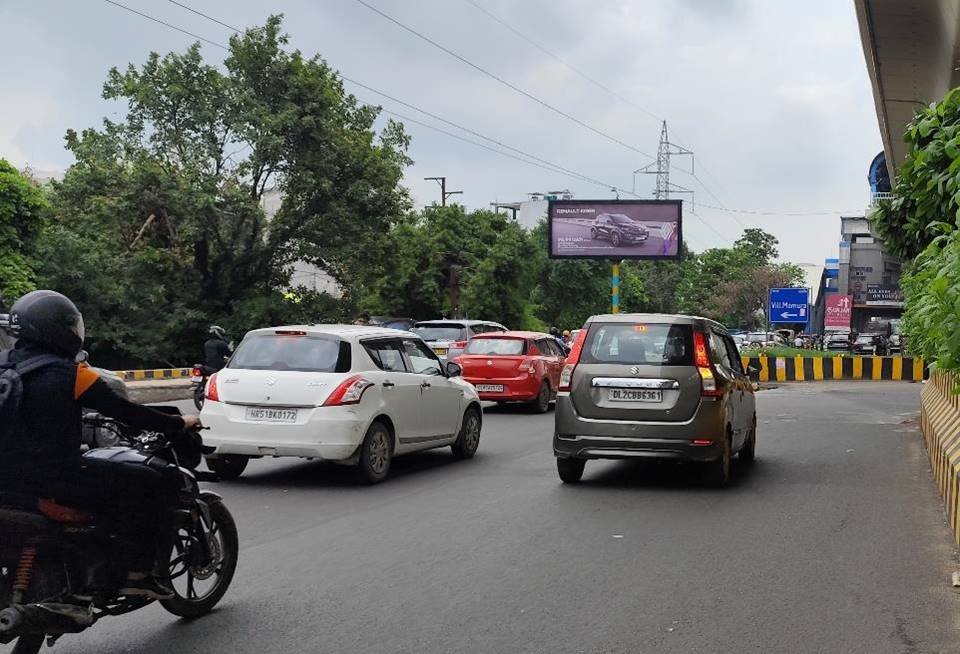 Near- Sector -59 Metro Station, Traffic Towards Sector 71 - Noida