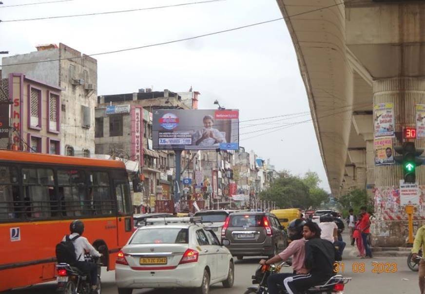 Highway Hoarding near NIRMAN VIHAR Delhi - Delhi