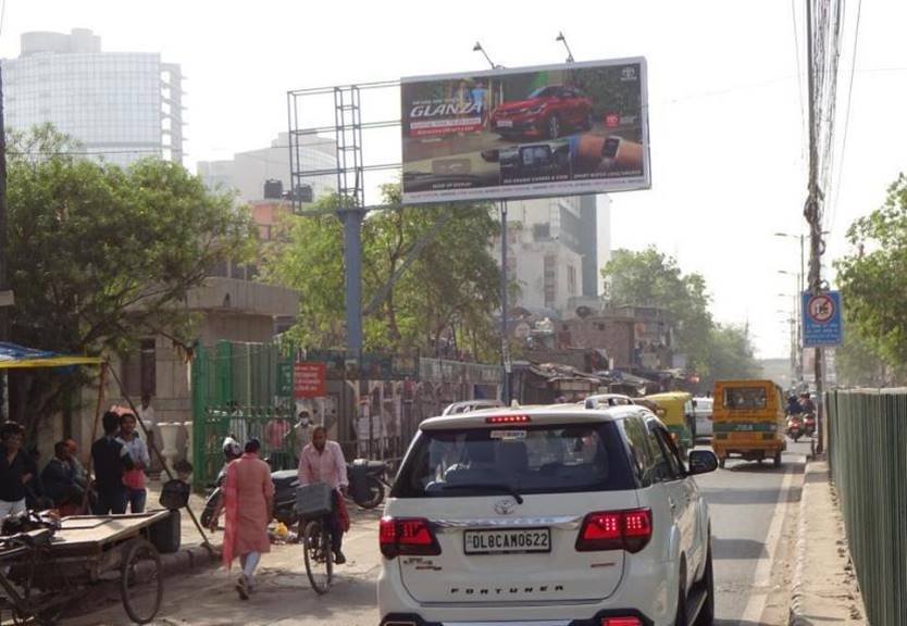 unipole branding in nirman vihar delhi - Delhi