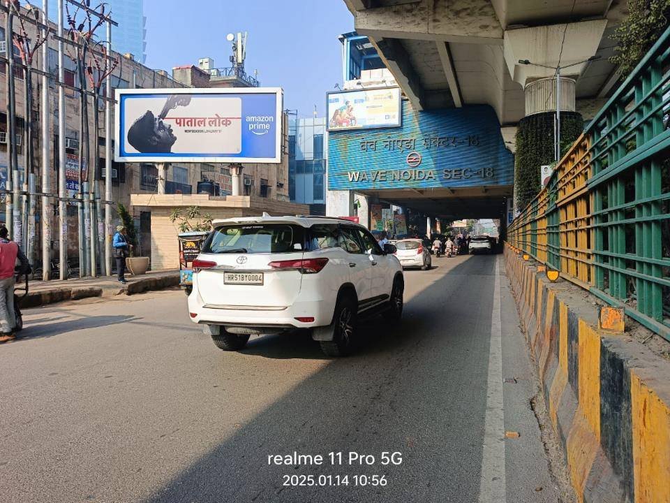 Hoarding Advertising in Stan Savitri Market, Sector 18 - Noida
