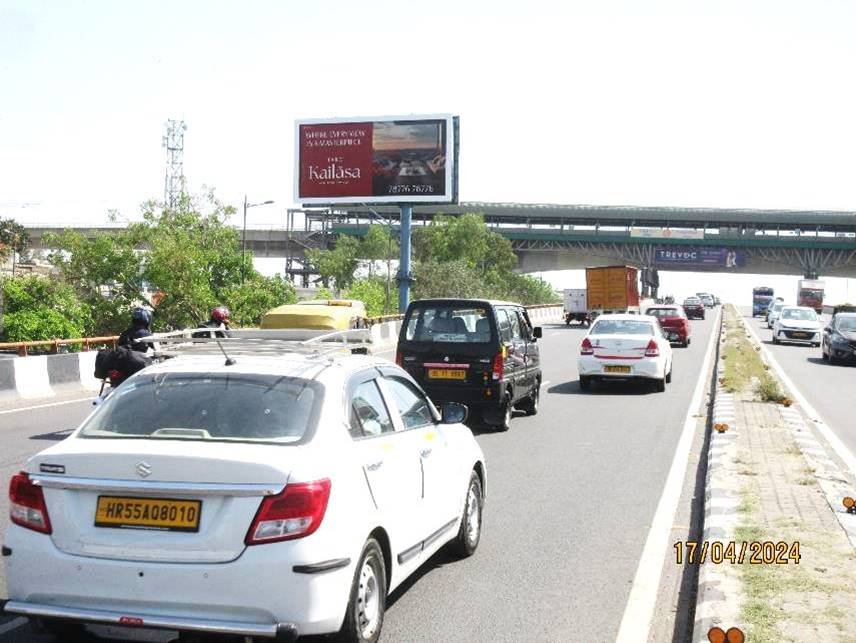 Hoarding Advertising towards Punjabi Bagh Flyover - Delhi