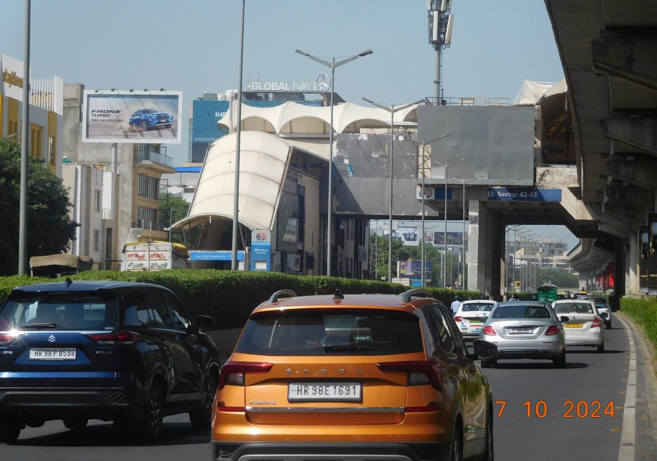 Digital Billboards in Global Foyer gurugram - Gurugram