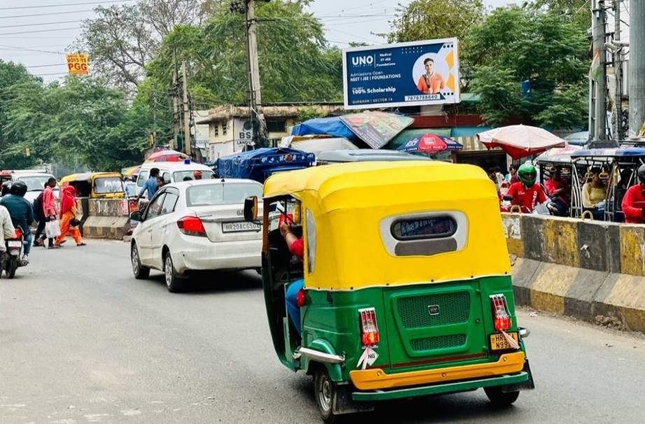 Unipole branding in Gurgaon gurugram - Gurugram