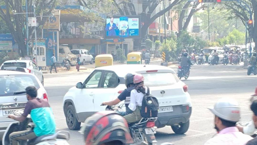 Unipole advertising in Jaya Nagara Bangalore - Bangalore