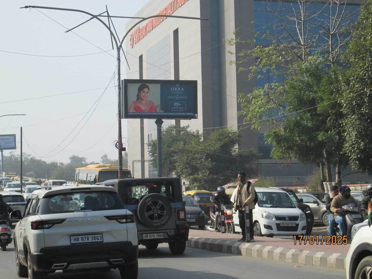 Billlboard Advertising in Mathura road NH-2 Faridabad - Faridabad