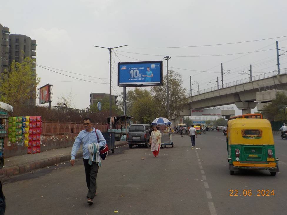 Unipole advertising in Ghazipur (Anand Vihar) ghaziabad - Ghaziabad