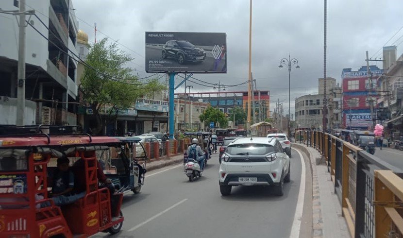 Unipole Advertising in Gurudwara Mod, haryana - Haryana