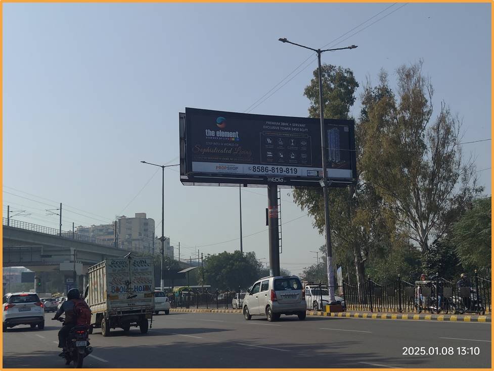 Unipole advertising in (Dabur Chowk) ghaziabad - Ghaziabad