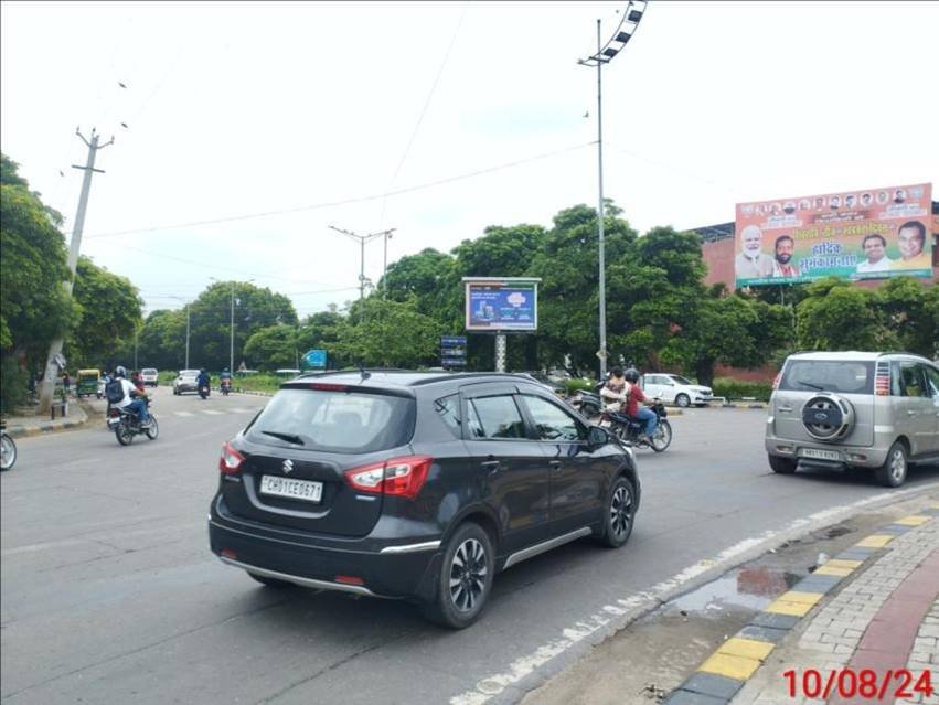 Unipole Advertising near Market, Sectar 11-15 - Haryana