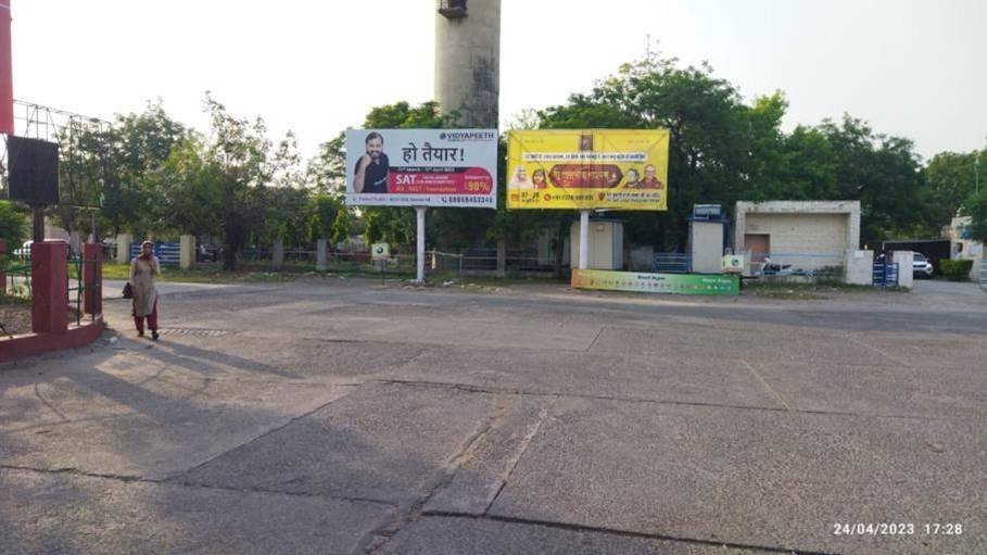 Highway hoarding Advertising in Panchkula towards Bus Stand Entry, Haryana - Haryana