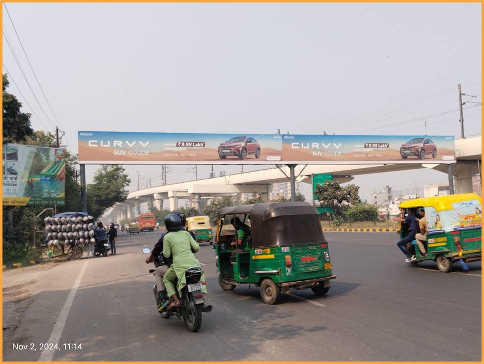 Gantry advertising nr Indraprasth Amusement Park ghaziabad - Ghaziabad