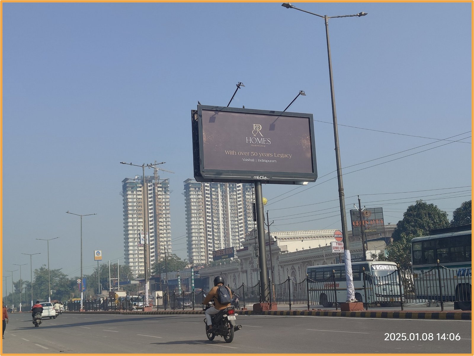 Hoarding Advertising in Mohan Nagar Petrol Pump - Ghaziabad