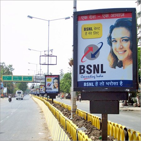 pole kiosk advertising in Lajpat Nagar Ashram delhi - Delhi