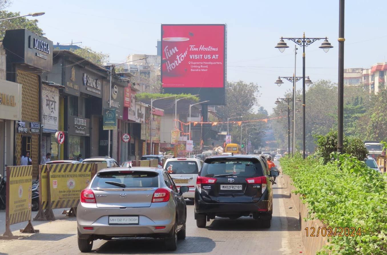 Hoarding Advertising Companies in Mumbai we strategically position your brand at the heart of Mumbai’s momentum
