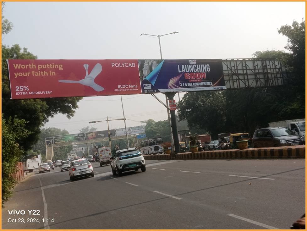 Hoarding Advertising in Thakur Dwara To Hapur Chungi, Ghaziabad - Ghaziabad