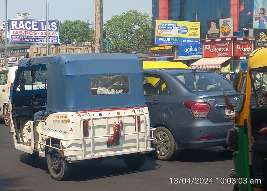 Unipole advertising in Hussainganj vidhansabha lucknow - Lucknow