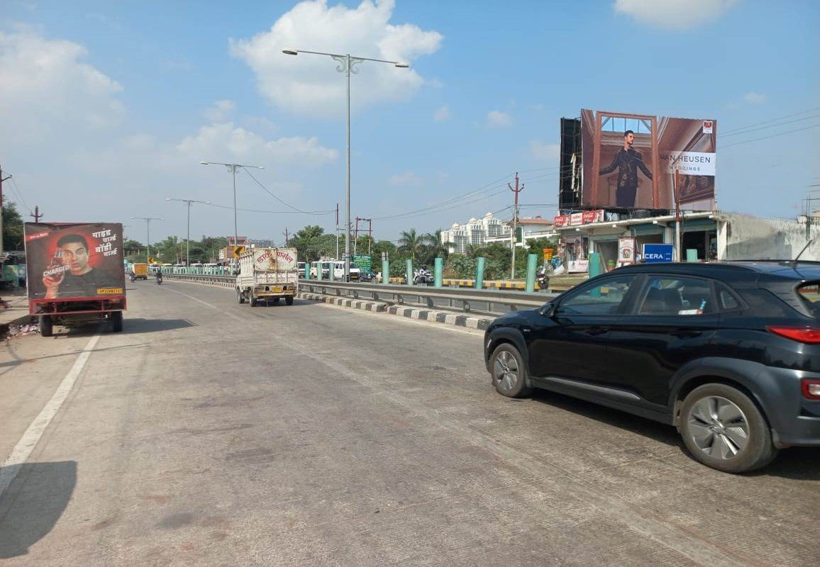 Billboard Advertising in near Sultanpur - Lucknow
