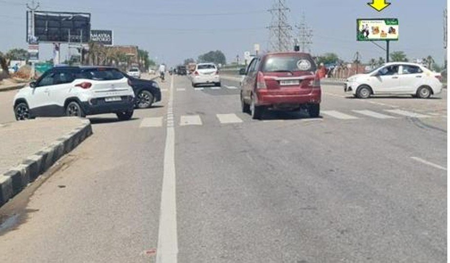 Highway hoarding in Kharar Punjab - Punjab
