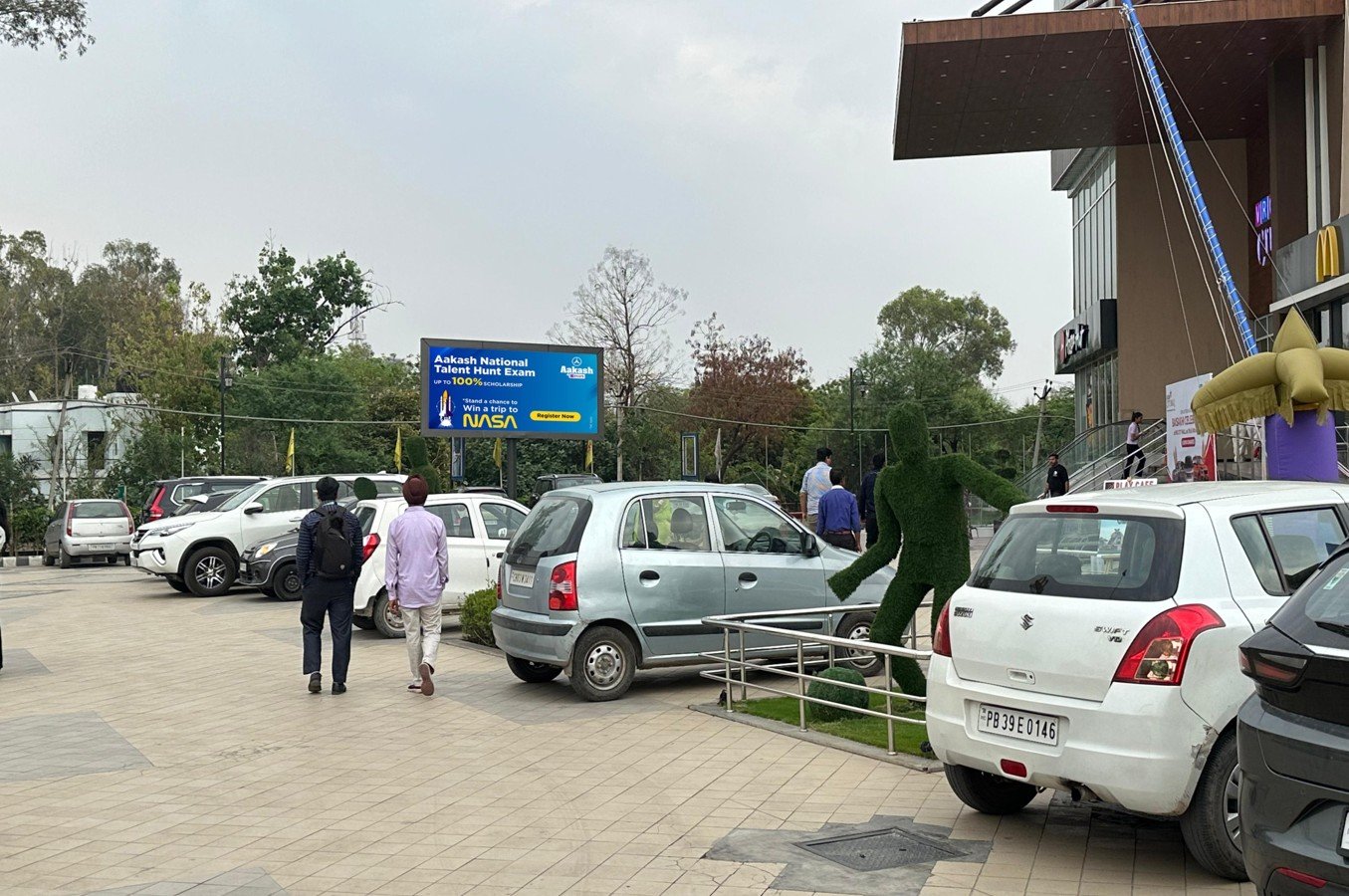 Unipole Advertising in Patiala City VRC Mall (PVR), Punjab - Punjab