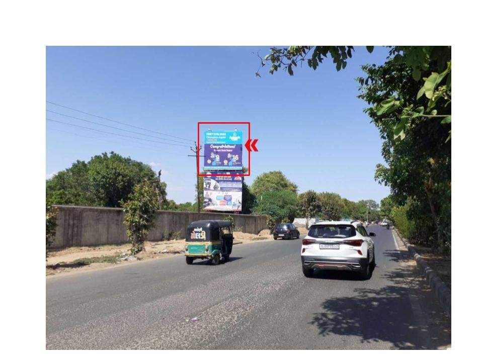 Hoarding advertising in Munjmuhada gujarat - Gujarat