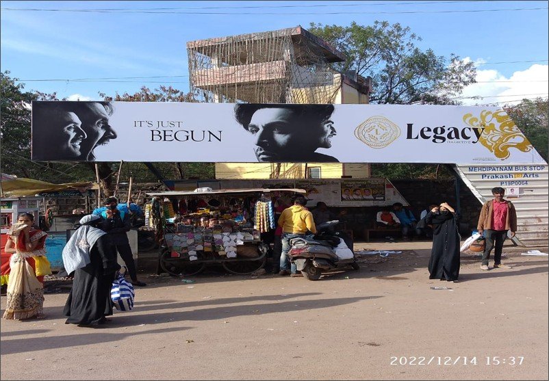 Bus shelter branding in LAKDIKAPOOL 2 hyderabad - Hyderabad
