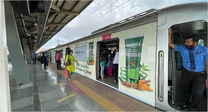 Metro advertising in Cuffe Parade Mumbai - 