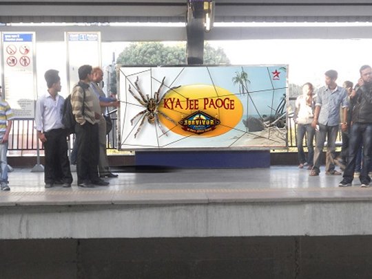 Metro Platform Panel Advertising in Noida Sector 142, UP - 