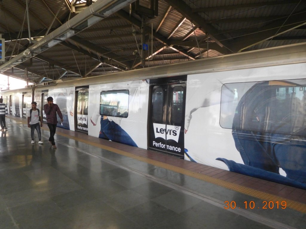 Metro Exterior Wrap Advertising in Delta 1, Greater Noida - 